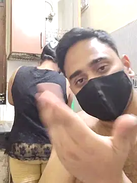 IND COUPLE1 online show from March 9, 4:11 pm