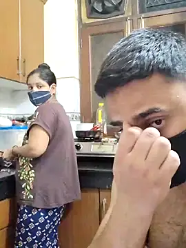 IND COUPLE1 online show from February 21, 3:43 pm