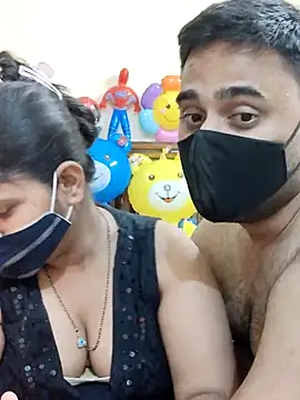 IND COUPLE1 online show from February 23, 4:46 pm