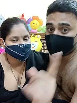 IND COUPLE1 online show from February 23, 7:49 pm