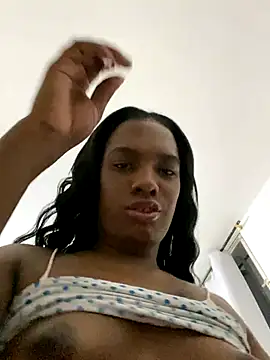 Snapshot of Joselyn_x44 chatting on September 29, 6:31 am Joselyn x44 online show from September 29, 6:31 am