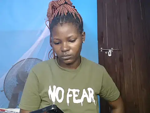 TrishaKalid online show from December 16, 9:24 am