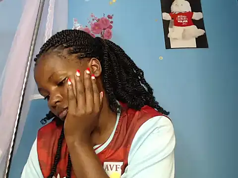 TrishaKalid online show from April 15, 7:58 pm