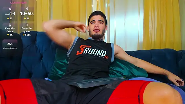 Snapshot of dante_fox_ chatting on September 21, 3:50 pm dante fox online show from September 21, 3:50 pm
