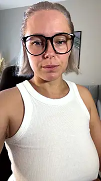 Charming Daphny online show from July 22, 6:48 am