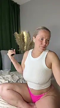 Charming Daphny online show from May 29, 5:57 am
