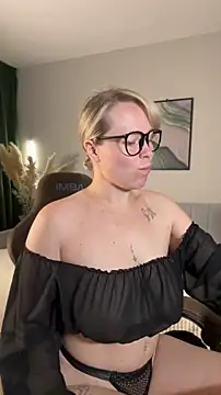 Charming Daphny online show from June 29, 6:09 am
