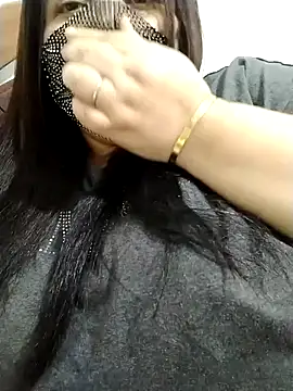 DALO3A85 online show from February 1, 10:41 pm