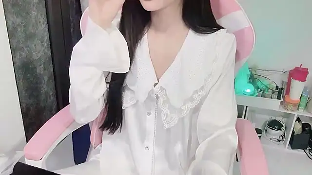 Virgo 686 online show from December 19, 10:34 am