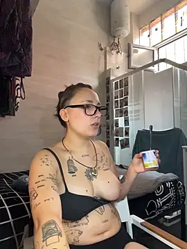 Hawitxui online show from November 2, 11:37 am