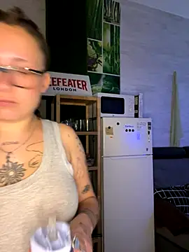 Hawitxui online show from October 19, 7:55 am