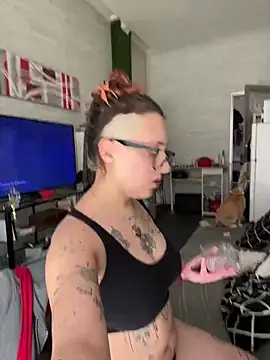 Hawitxui online show from February 12, 1:44 pm