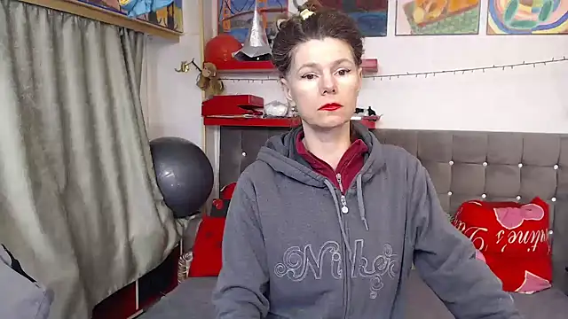 kellyterapy online show from February 9, 5:33 pm