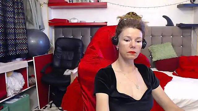 Snapshot of kellyterapy chatting on September 19, 12:31 pm kellyterapy online show from September 19, 12:31 pm