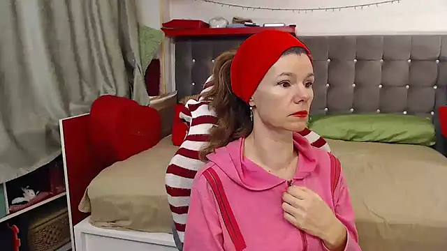 kellyterapy online show from December 1, 11:05 pm