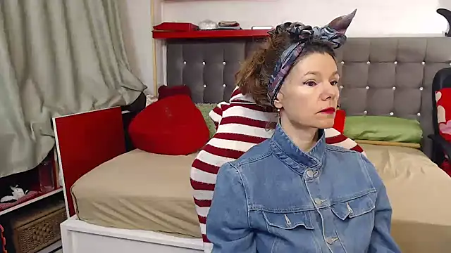 kellyterapy online show from December 5, 5:50 am