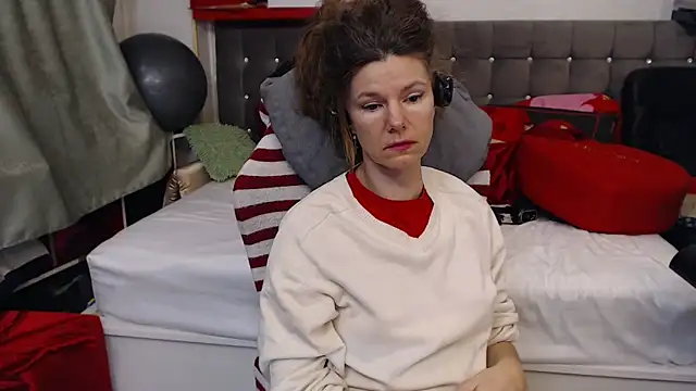 kellyterapy online show from February 19, 7:05 am