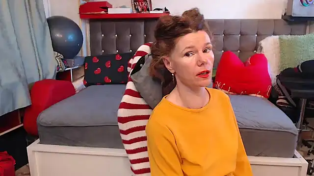 kellyterapy online show from April 5, 7:15 am