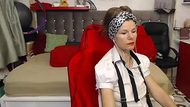 Snapshot of kellyterapy chatting on October 13, 7:15 pm kellyterapy online show from October 13, 7:15 pm