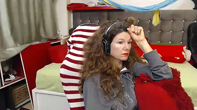 kellyterapy online show from November 20, 9:47 pm