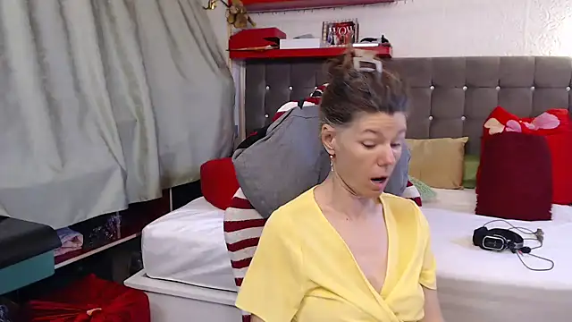 kellyterapy online show from March 21, 1:15 pm