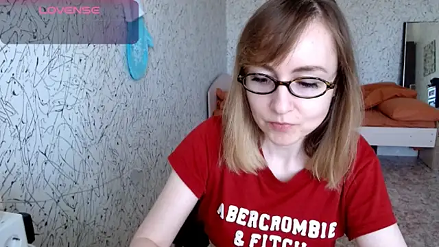 Snapshot of Athena_Richards chatting on May 11, 10:05 am Athena Richards online show from May 11, 10:05 am