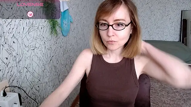 Snapshot of Athena_Richards chatting on March 12, 8:40 am Athena Richards online show from March 12, 8:40 am