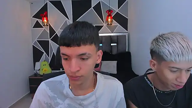 Juan Nd Steven online show from April 19, 11:33 am