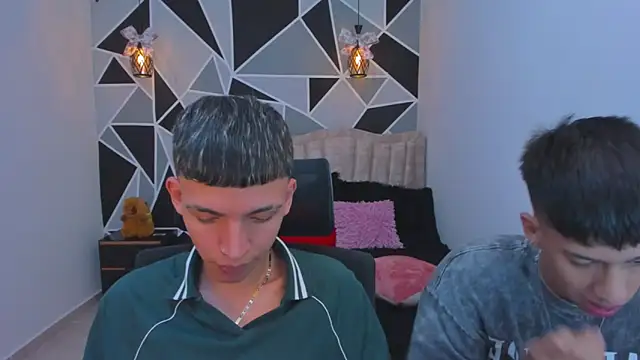 Snapshot of Juan_Nd_Steven chatting on January 17, 3:54 am Juan Nd Steven online show from January 17, 3:54 am