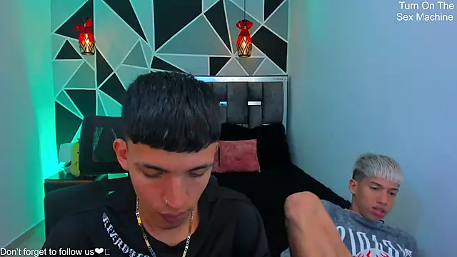 Juan Nd Steven online show from April 7, 1:07 am