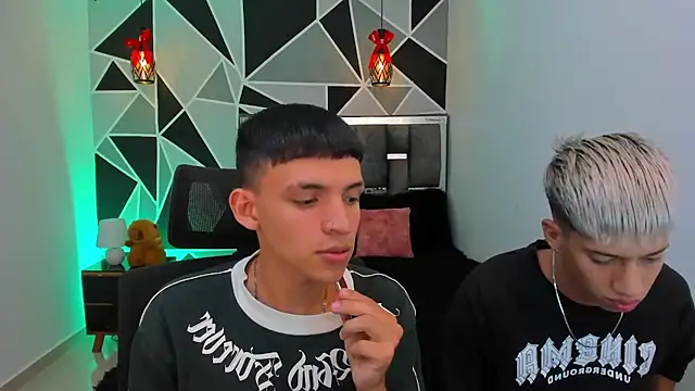 Juan Nd Steven online show from May 2, 3:56 am