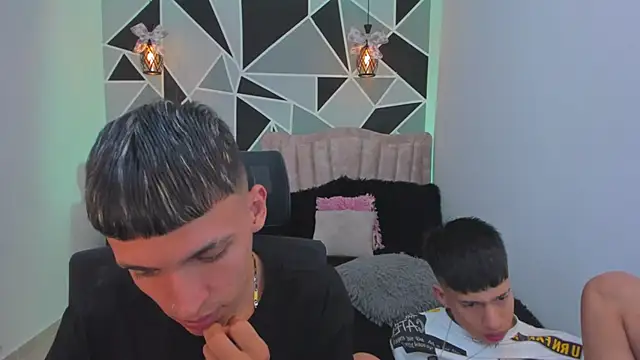 Snapshot of Juan_Nd_Steven chatting on January 14, 3:10 am Juan Nd Steven online show from January 14, 3:10 am