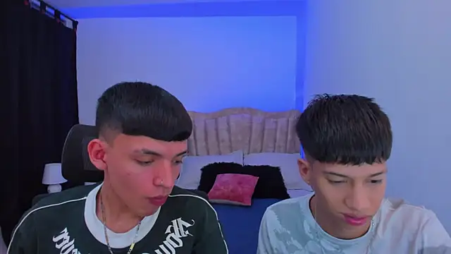 Juan Nd Steven online show from October 8, 4:14 am