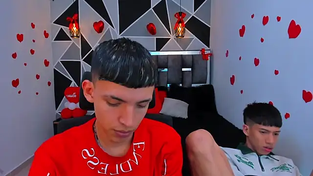 Snapshot of Juan_Nd_Steven chatting on February 28, 4:12 am Juan Nd Steven online show from February 28, 4:12 am