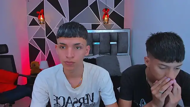 Juan Nd Steven online show from March 11, 3:22 am