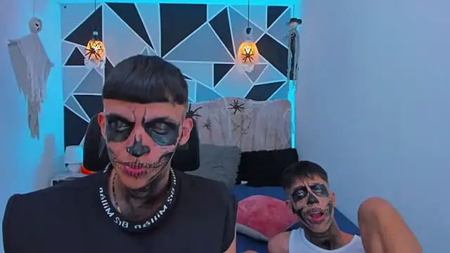 Juan Nd Steven online show from October 31, 7:10 pm