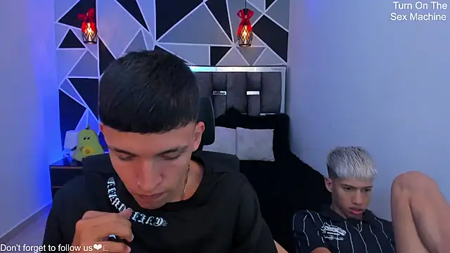 Juan Nd Steven online show from April 14, 1:10 am