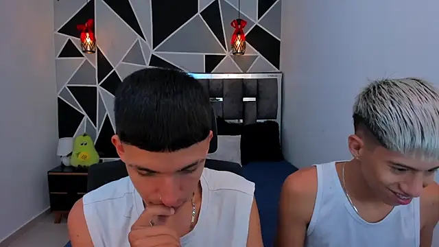 Juan Nd Steven online show from April 28, 9:30 pm