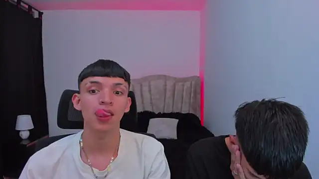 Juan Nd Steven online show from September 19, 1:53 am