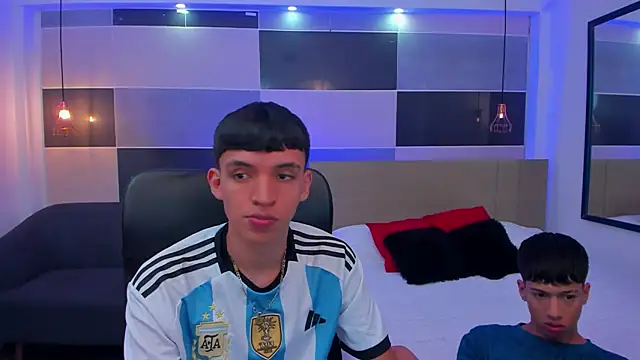 Juan Nd Steven online show from February 19, 4:12 am