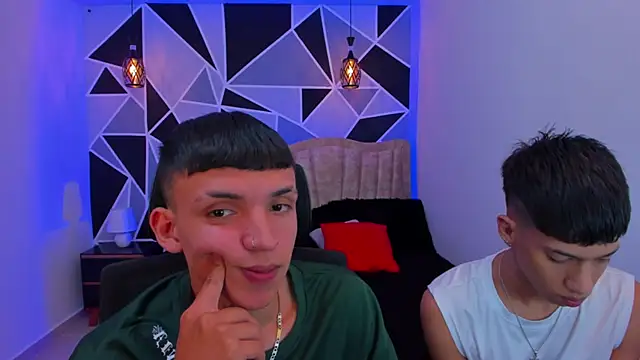 Juan Nd Steven online show from December 3, 4:24 am