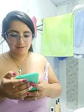  Angelinaandrade  online show from January 10, 12:50 am