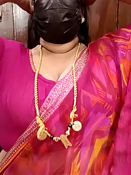 Snapshot of ashikaa_r chatting on February 20, 1:40 pm ashikaa r online show from February 20, 1:40 pm