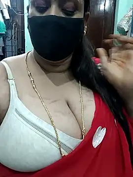 Snapshot of ashikaa_r chatting on October 6, 9:04 pm ashikaa r online show from October 6, 9:04 pm