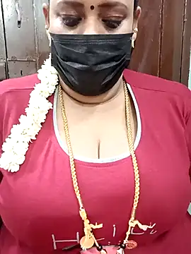 Snapshot of ashikaa_r chatting on March 20, 6:20 pm ashikaa r online show from March 20, 6:20 pm