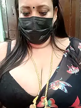 Snapshot of ashikaa_r chatting on February 22, 11:02 am ashikaa r online show from February 22, 11:02 am