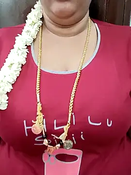 Snapshot of ashikaa_r chatting on March 20, 7:03 am ashikaa r online show from March 20, 7:03 am