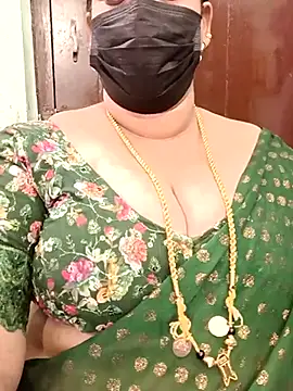 Snapshot of ashikaa_r chatting on March 16, 9:16 am ashikaa r online show from March 16, 9:16 am