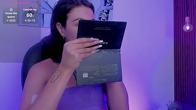 miah connor online show from October 7, 7:59 pm