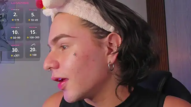 miah connor online show from November 12, 7:51 pm